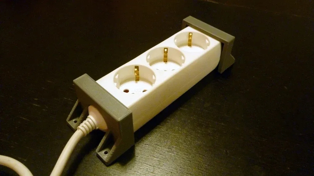 TCD BEVESTINGINGS SET WIT